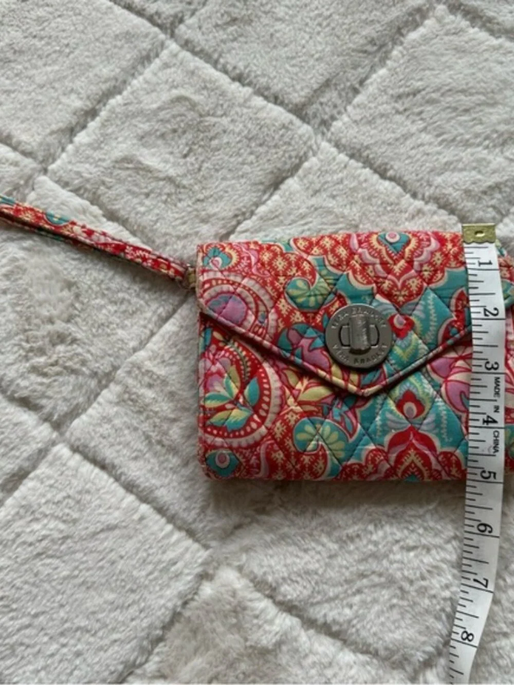 Vera Bradley | Paisley In Paradise | Your Turn Smartphone Wristlet